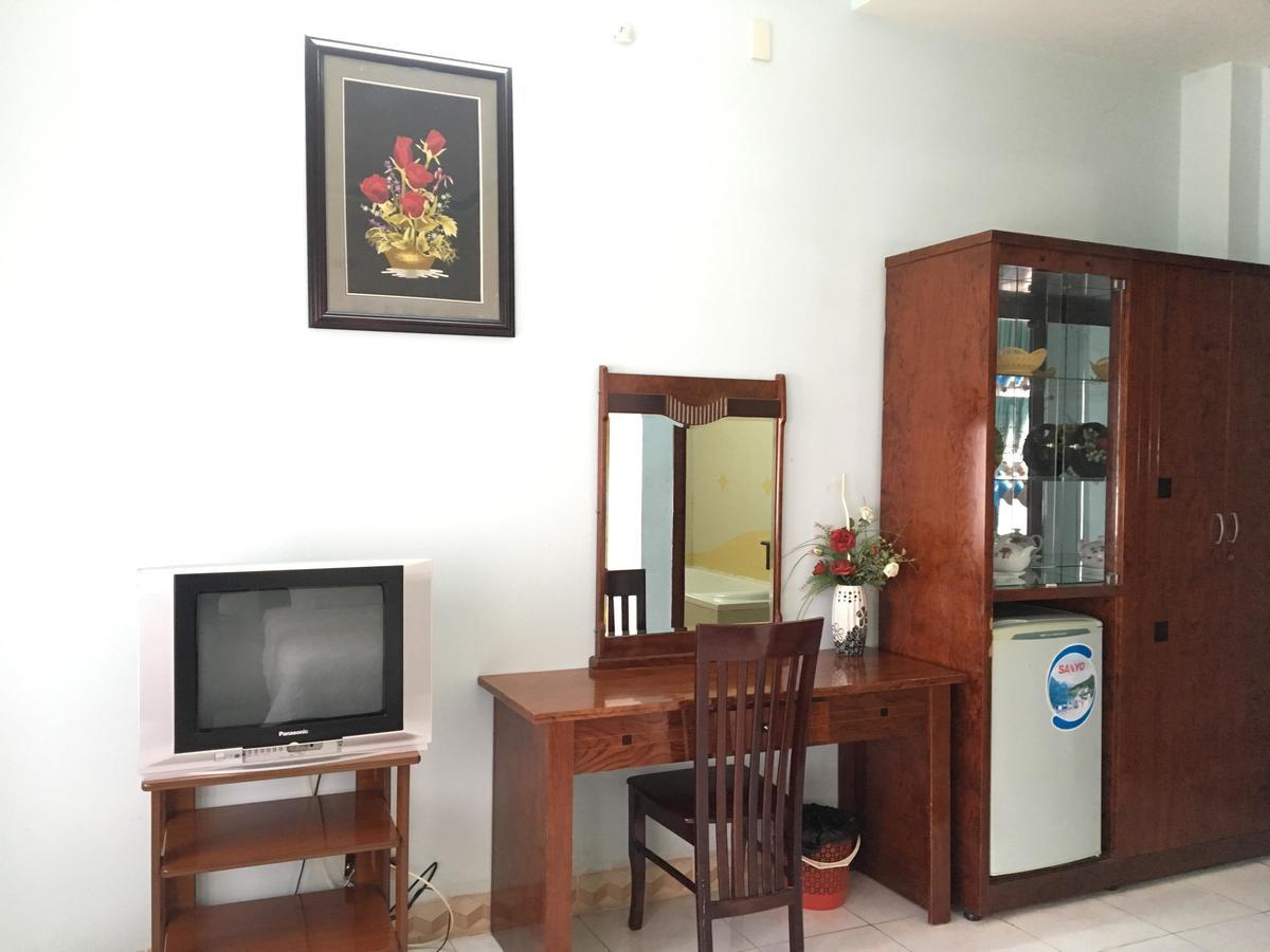 Hoa Anh Dao Hotel トゥイホア エクステリア 写真