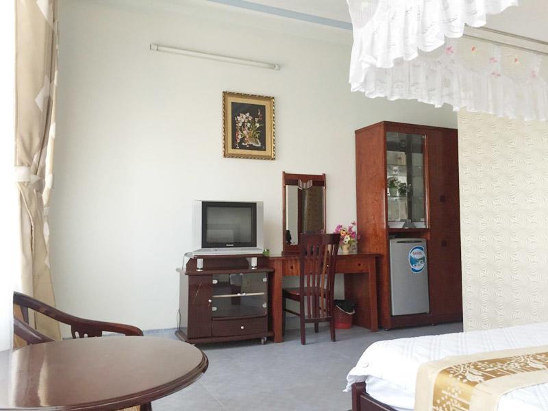Hoa Anh Dao Hotel トゥイホア エクステリア 写真