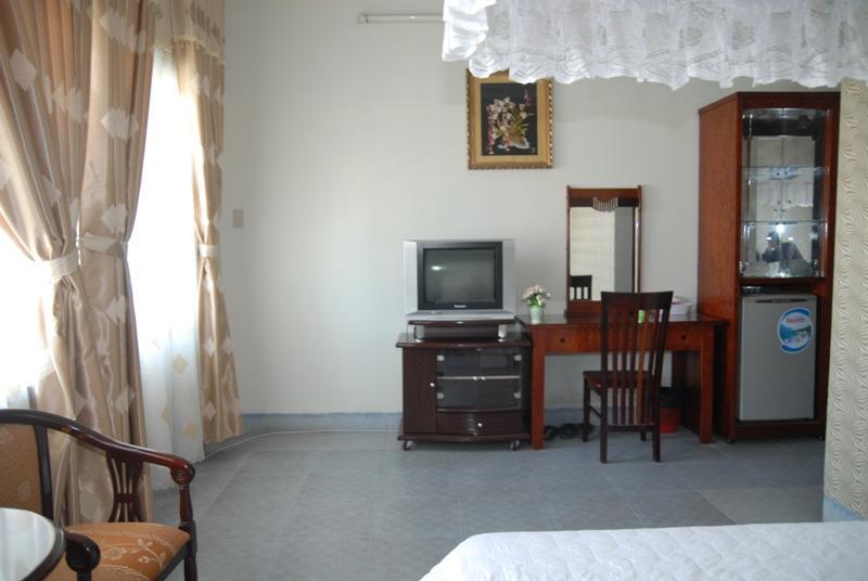 Hoa Anh Dao Hotel トゥイホア エクステリア 写真