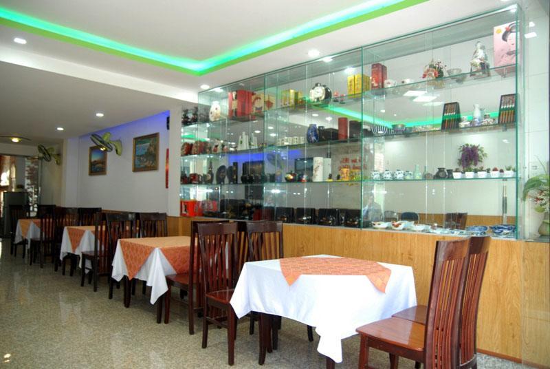 Hoa Anh Dao Hotel トゥイホア エクステリア 写真